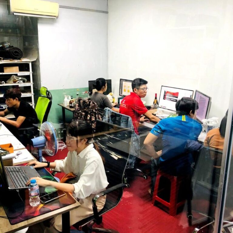 Trang chủ 460 Đội ngũ thiết kế